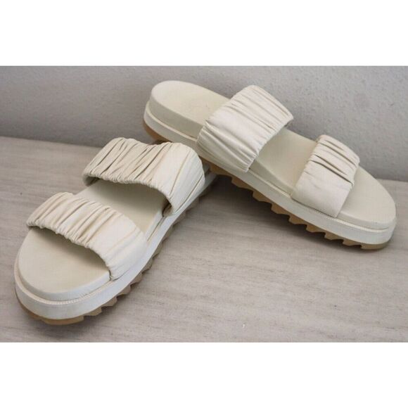Sorel Women's Sz 9.5 Chalk, Gum / Off White Roaming Two Strap Slide Sandals - Picture 1 of 11
